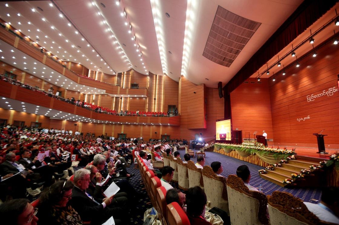 會議場地的選擇，主要考慮哪些因素？